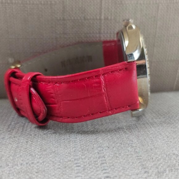 Croton Manhattan Women Wristwatch Red Leather Strap Analog Watch Holidays - Picture 9 of 13